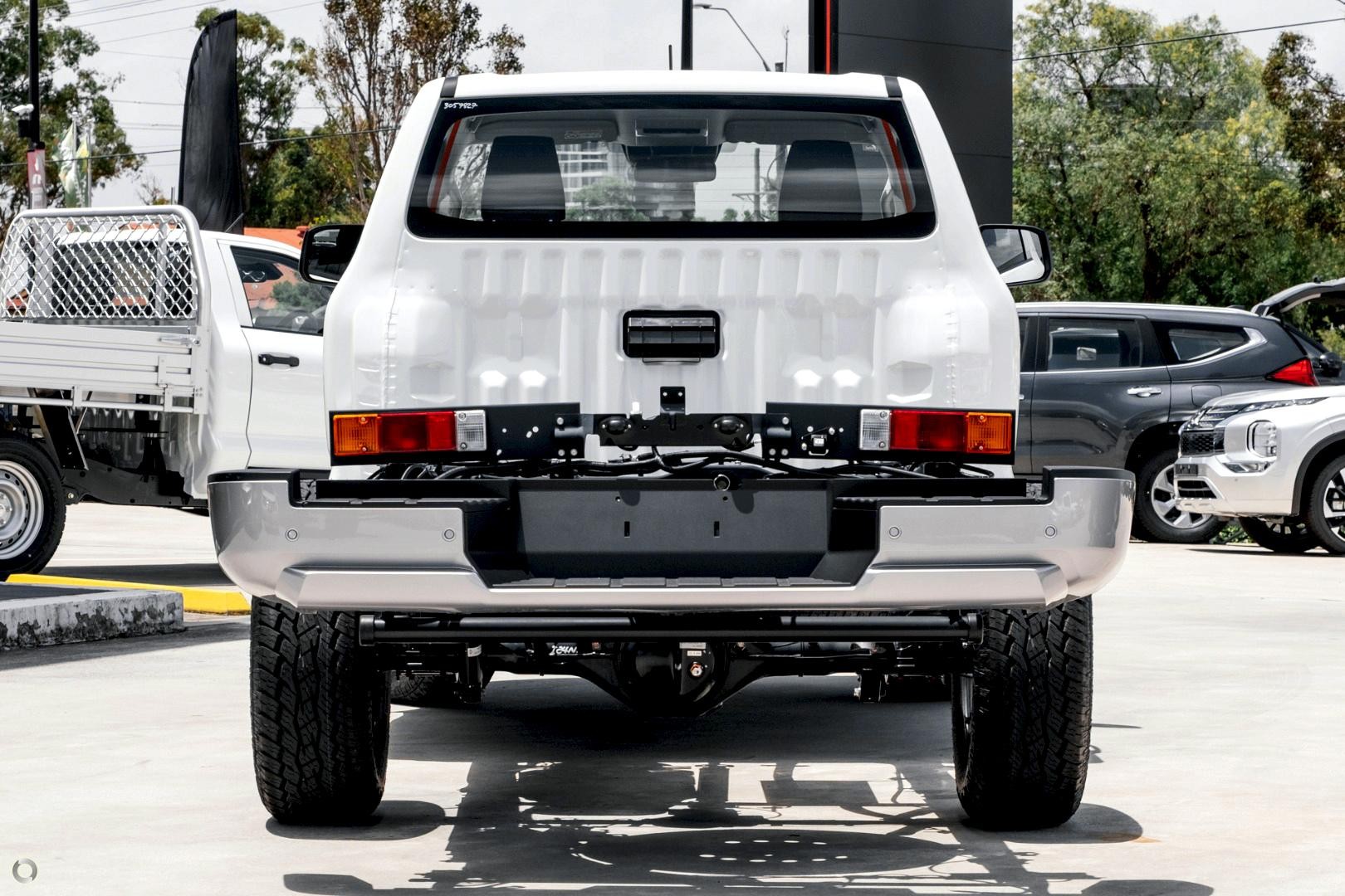 Mitsubishi Triton image 3