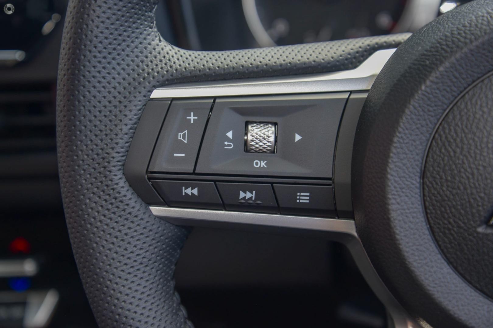 Mitsubishi Triton image 4