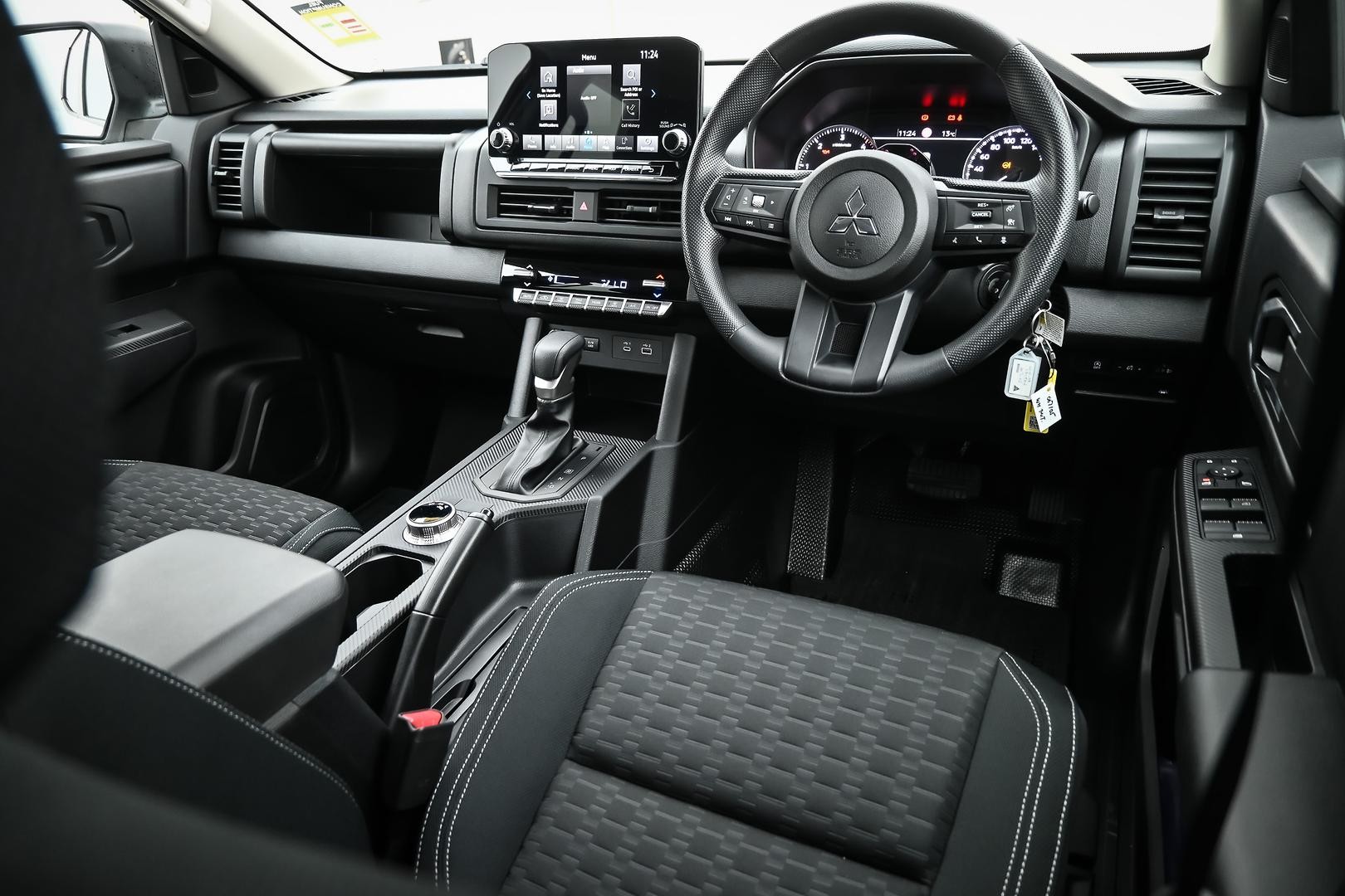 Mitsubishi Triton image 4