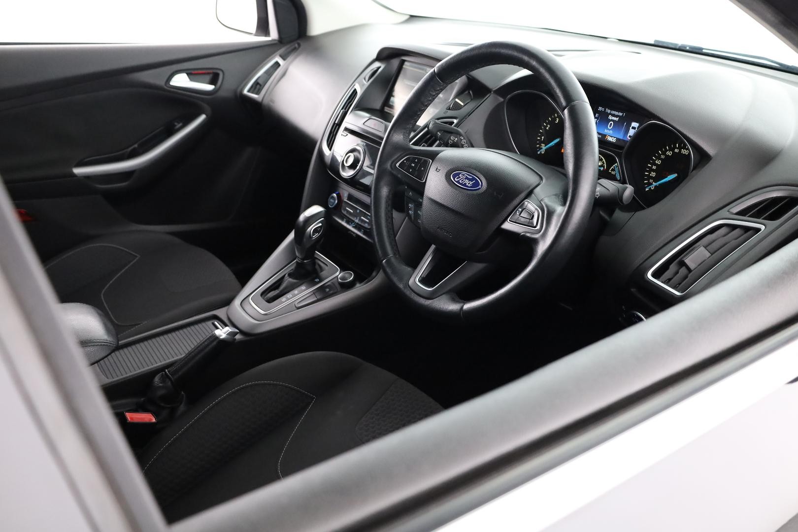 Ford Focus image 4
