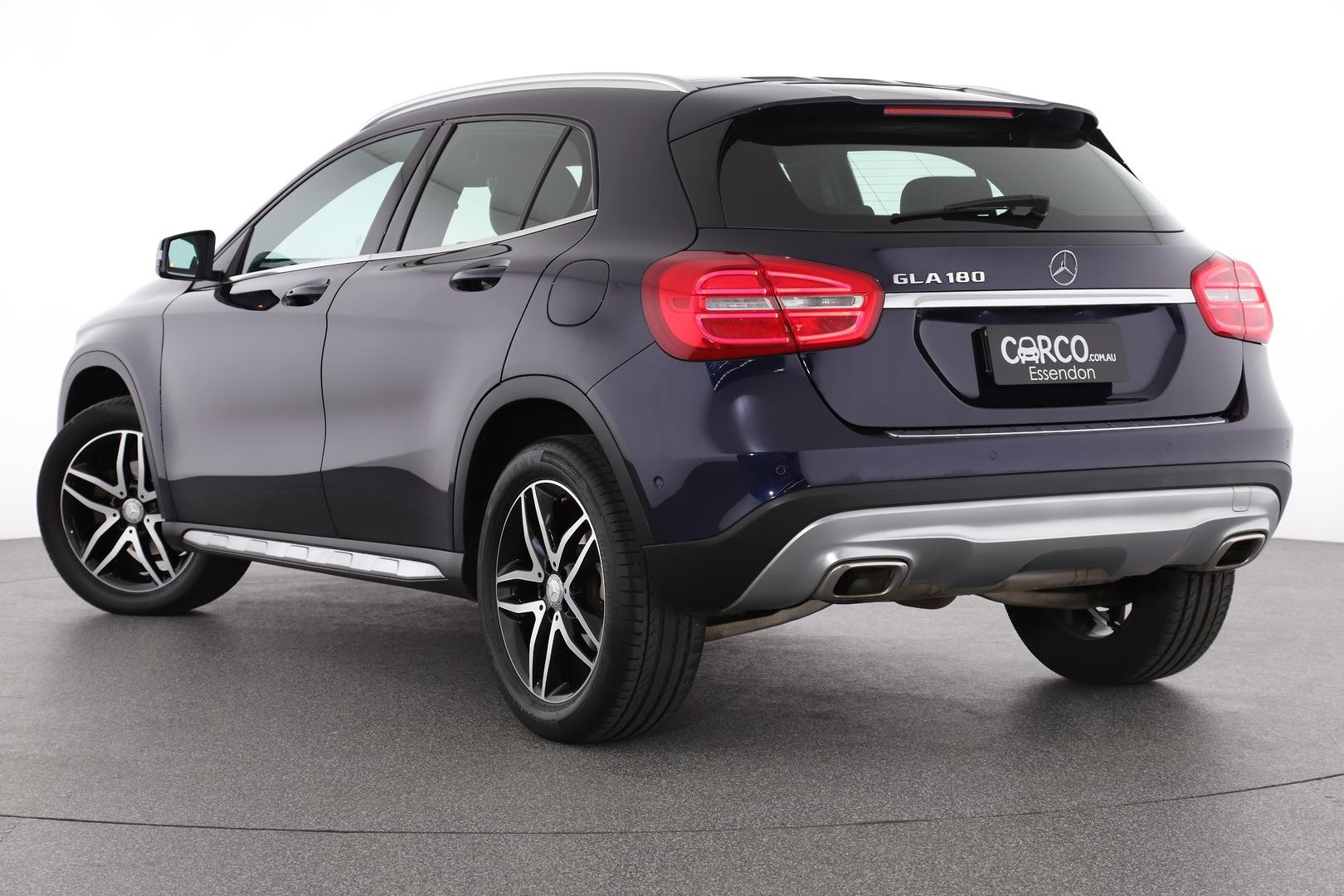 Mercedes Benz Gla-class image 2