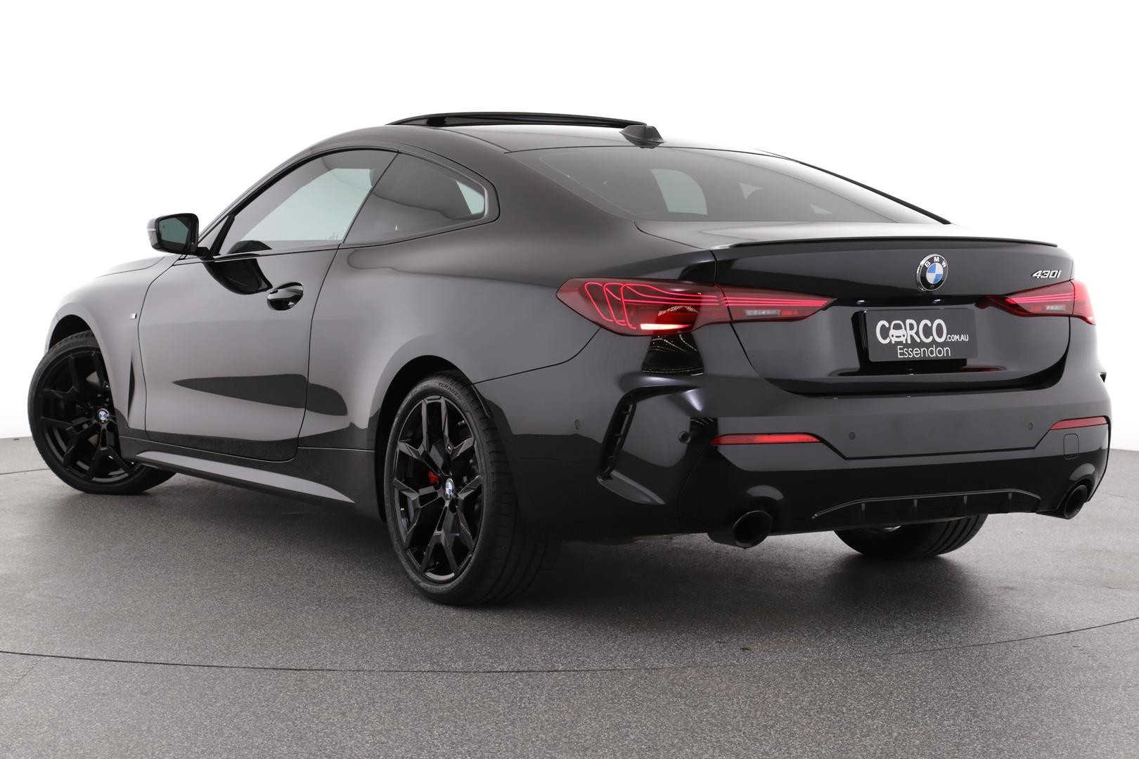 BMW 4 Series image 2