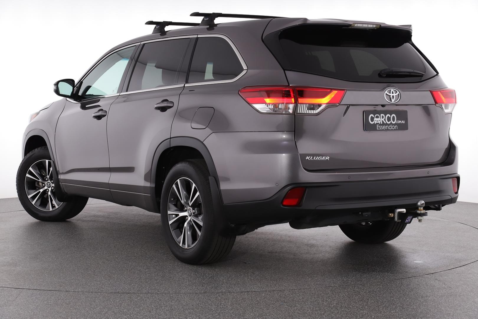 Toyota Kluger image 2