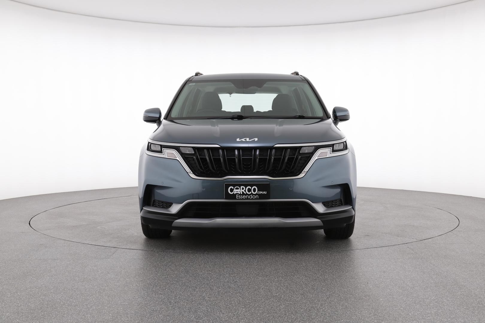 Kia Carnival image 2