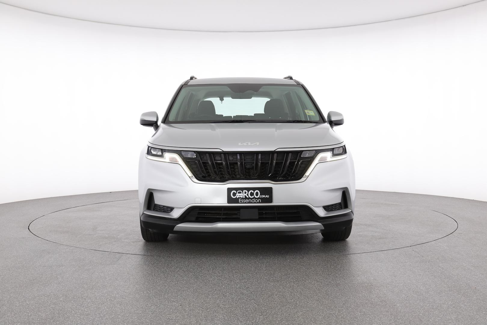 Kia Carnival image 3