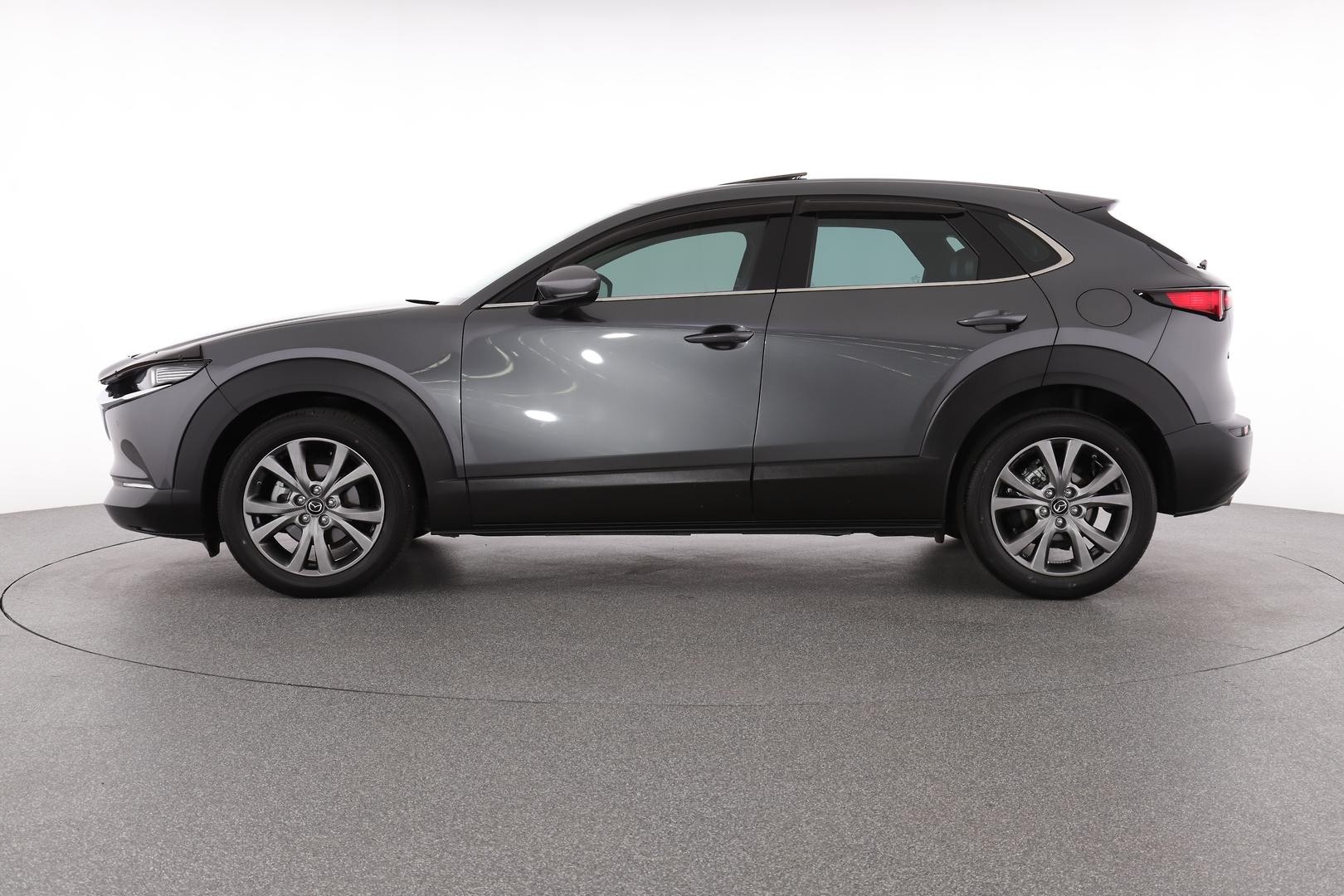 Mazda Cx-30 image 4
