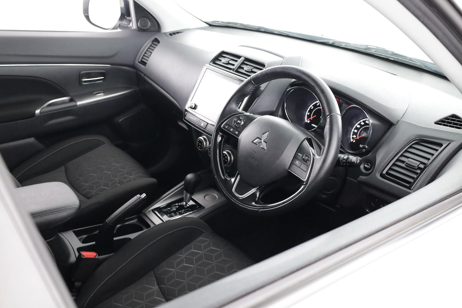 Mitsubishi Asx image 4