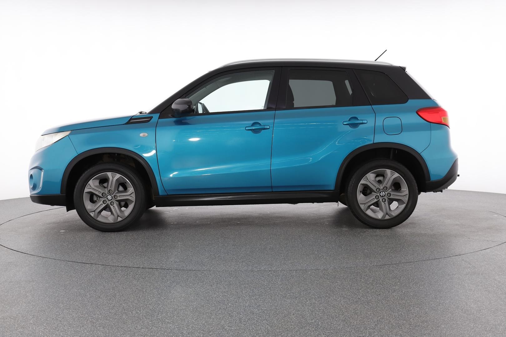 Suzuki Vitara image 4