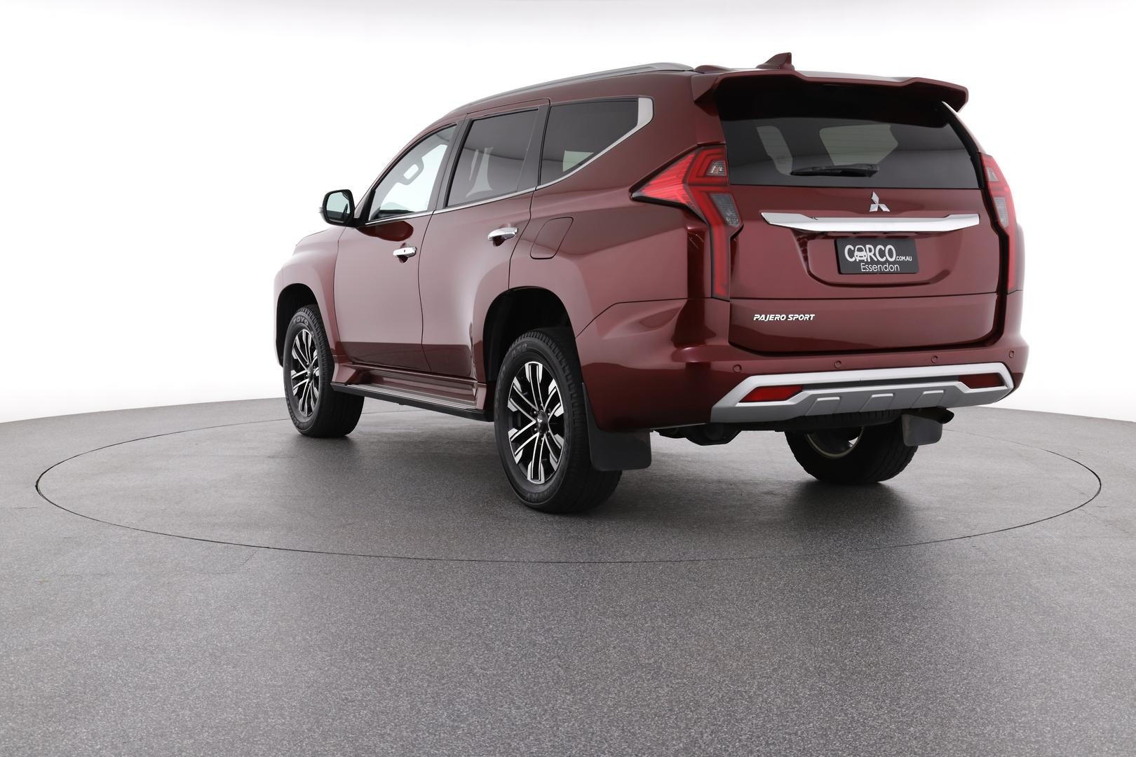 Mitsubishi Pajero Sport image 4