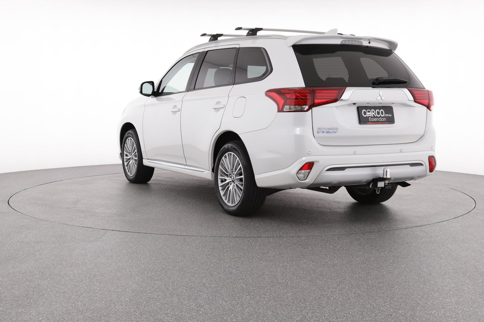 Mitsubishi Outlander image 4