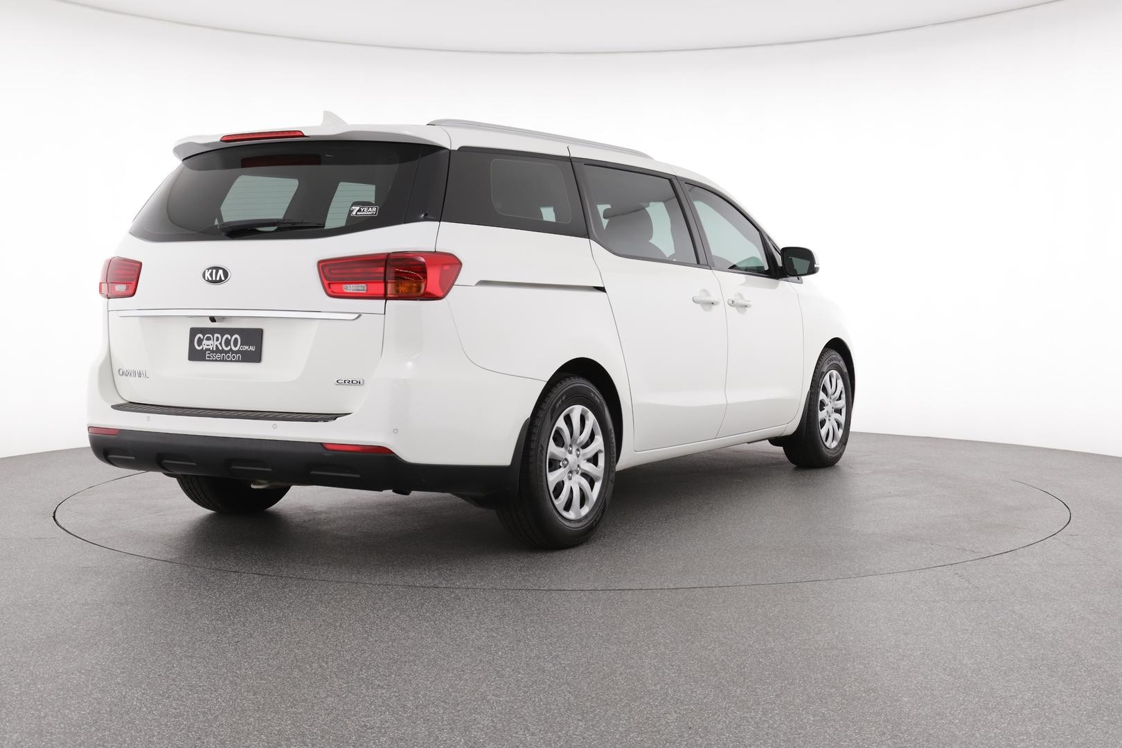 Kia Carnival image 4