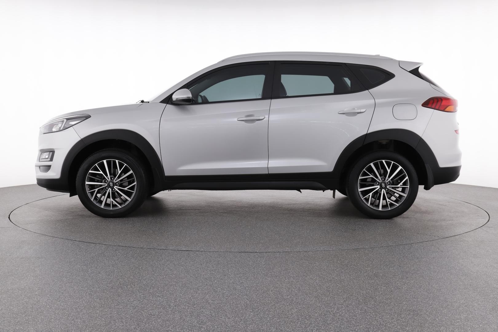 Hyundai Tucson image 2
