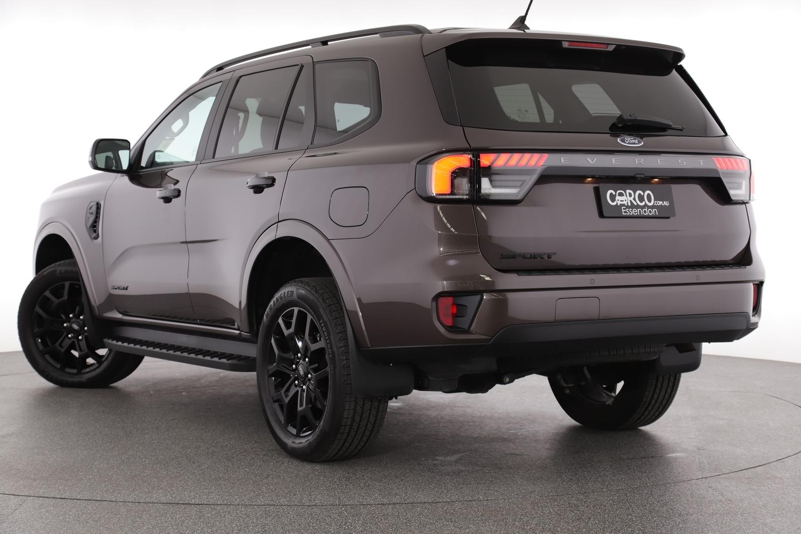 Ford Everest image 2