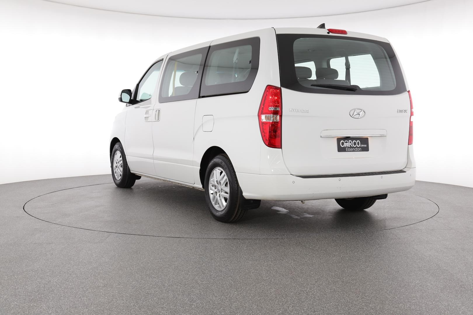 Hyundai Imax image 4