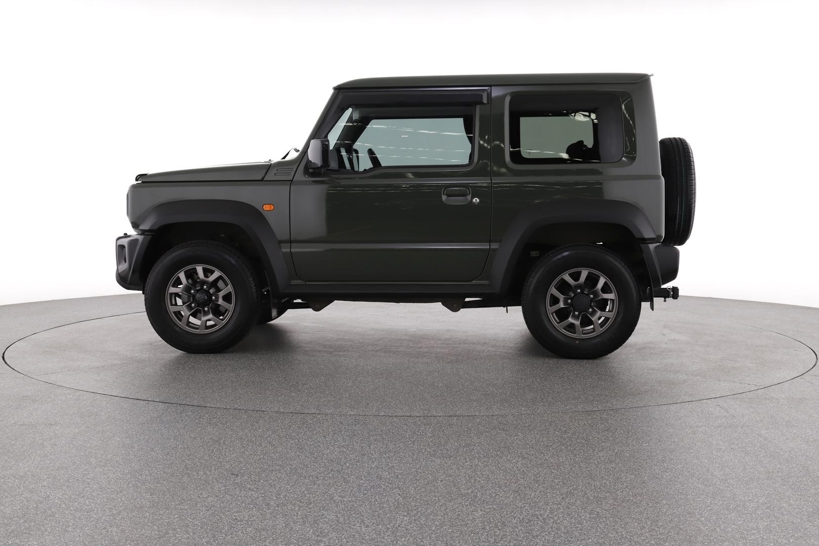 Suzuki Jimny image 2