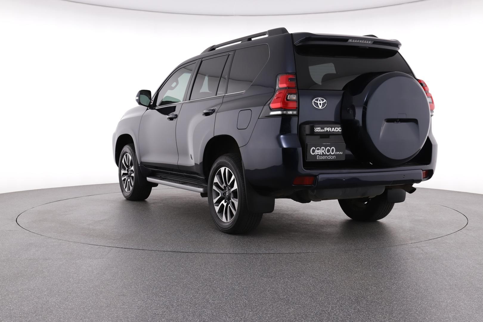 Toyota Landcruiser Prado image 3