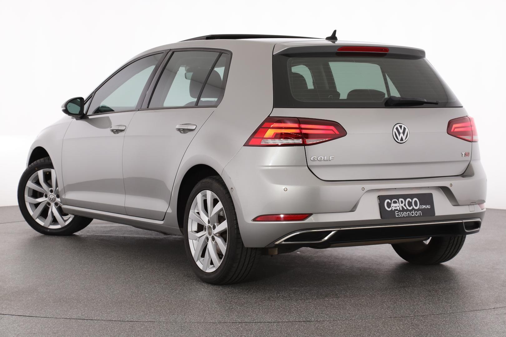 Volkswagen Golf image 2