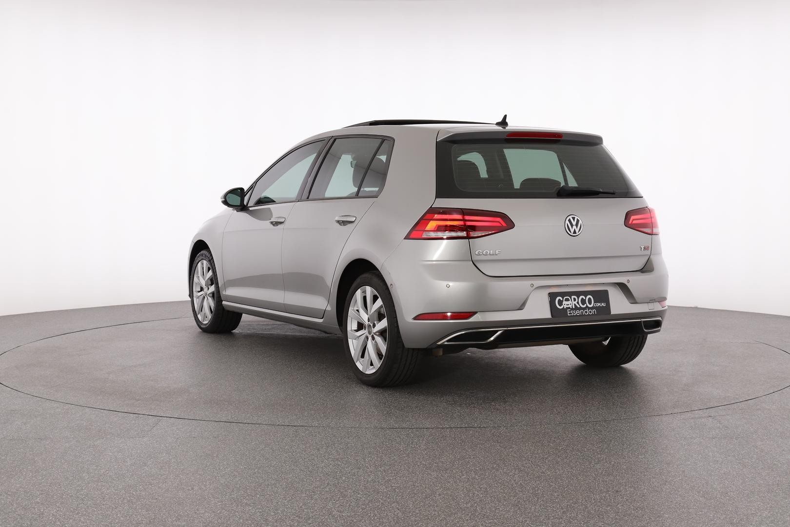 Volkswagen Golf image 4