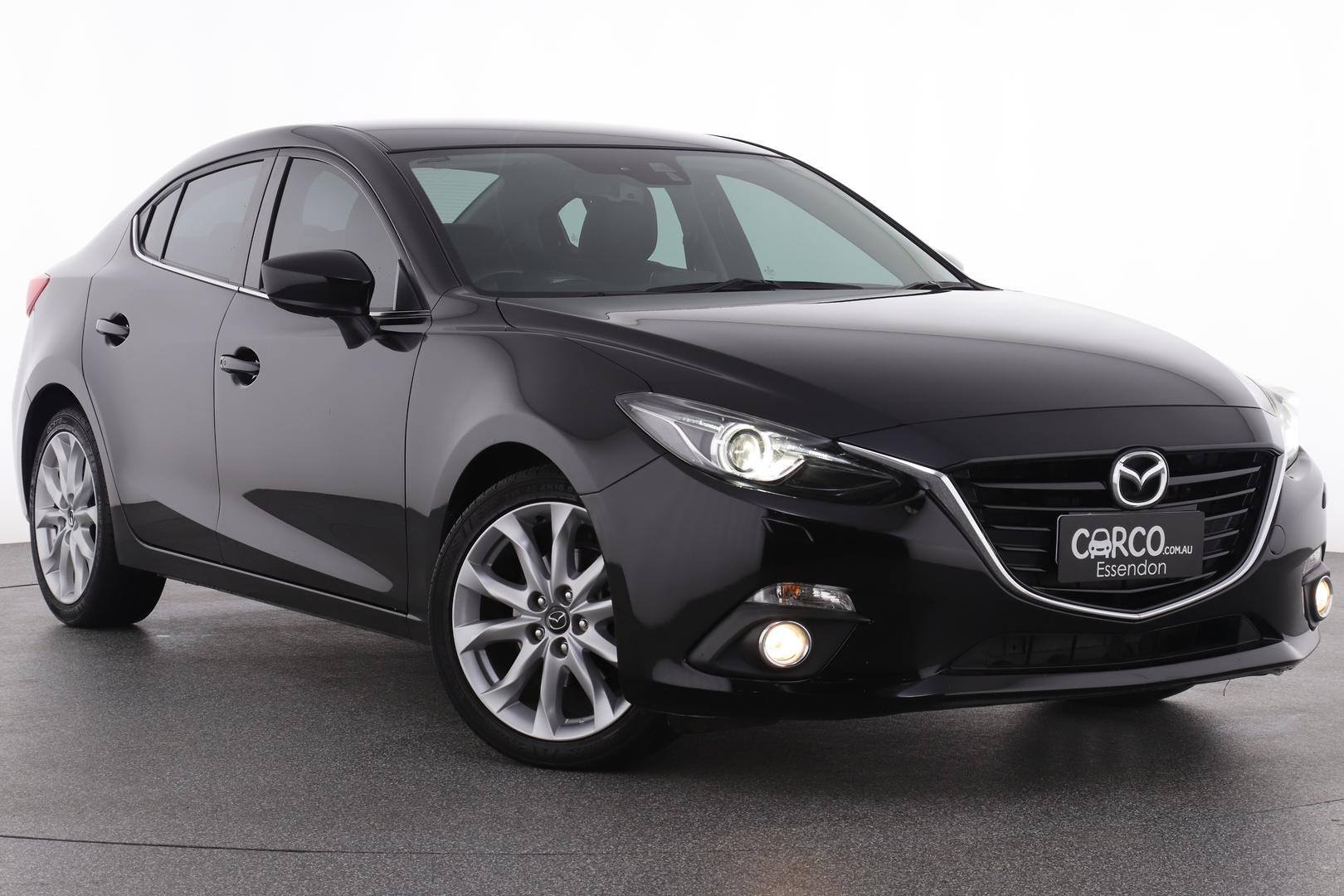 Mazda 3 image 1