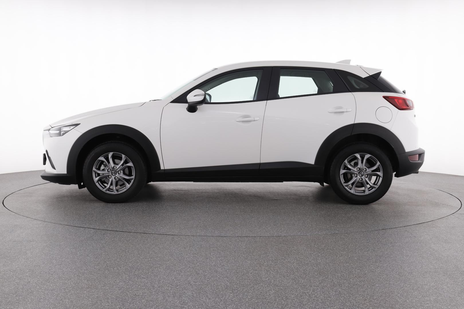 Mazda Cx-3 image 2