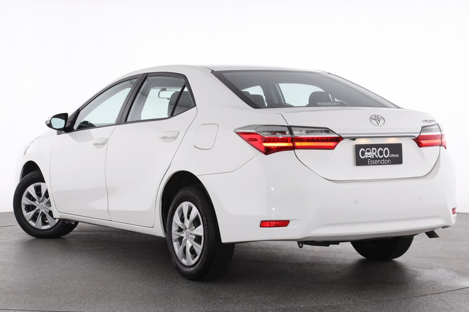 Toyota Corolla image 2