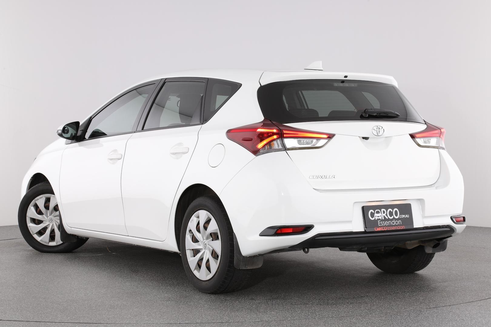 Toyota Corolla image 2