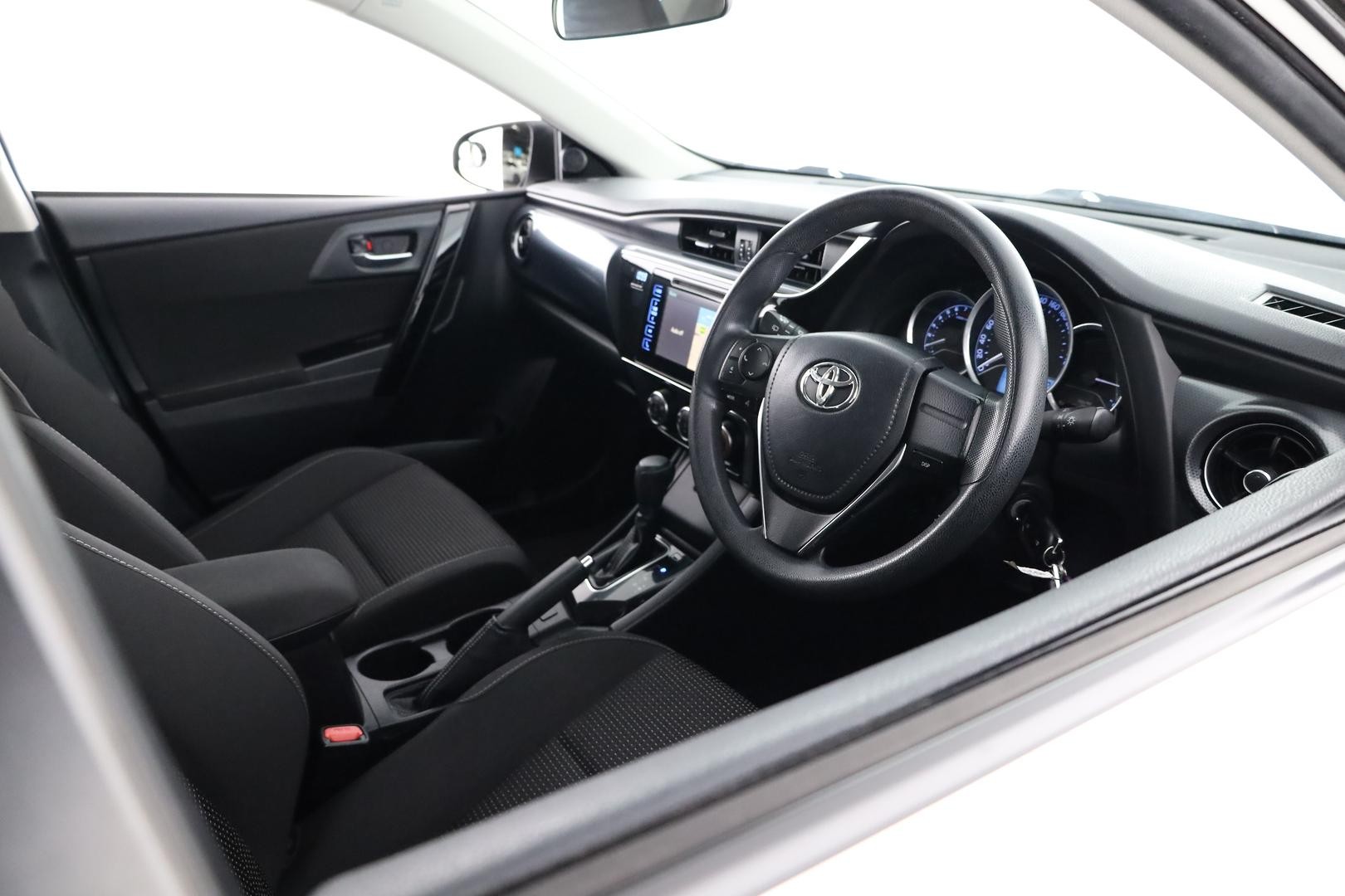 Toyota Corolla image 4