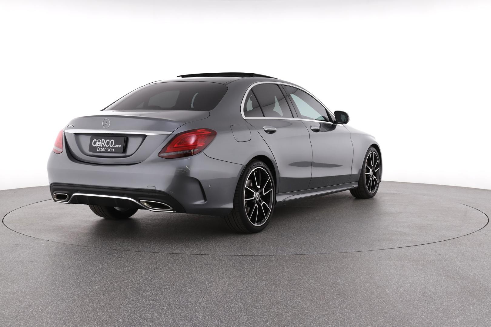 Mercedes Benz C-class image 4