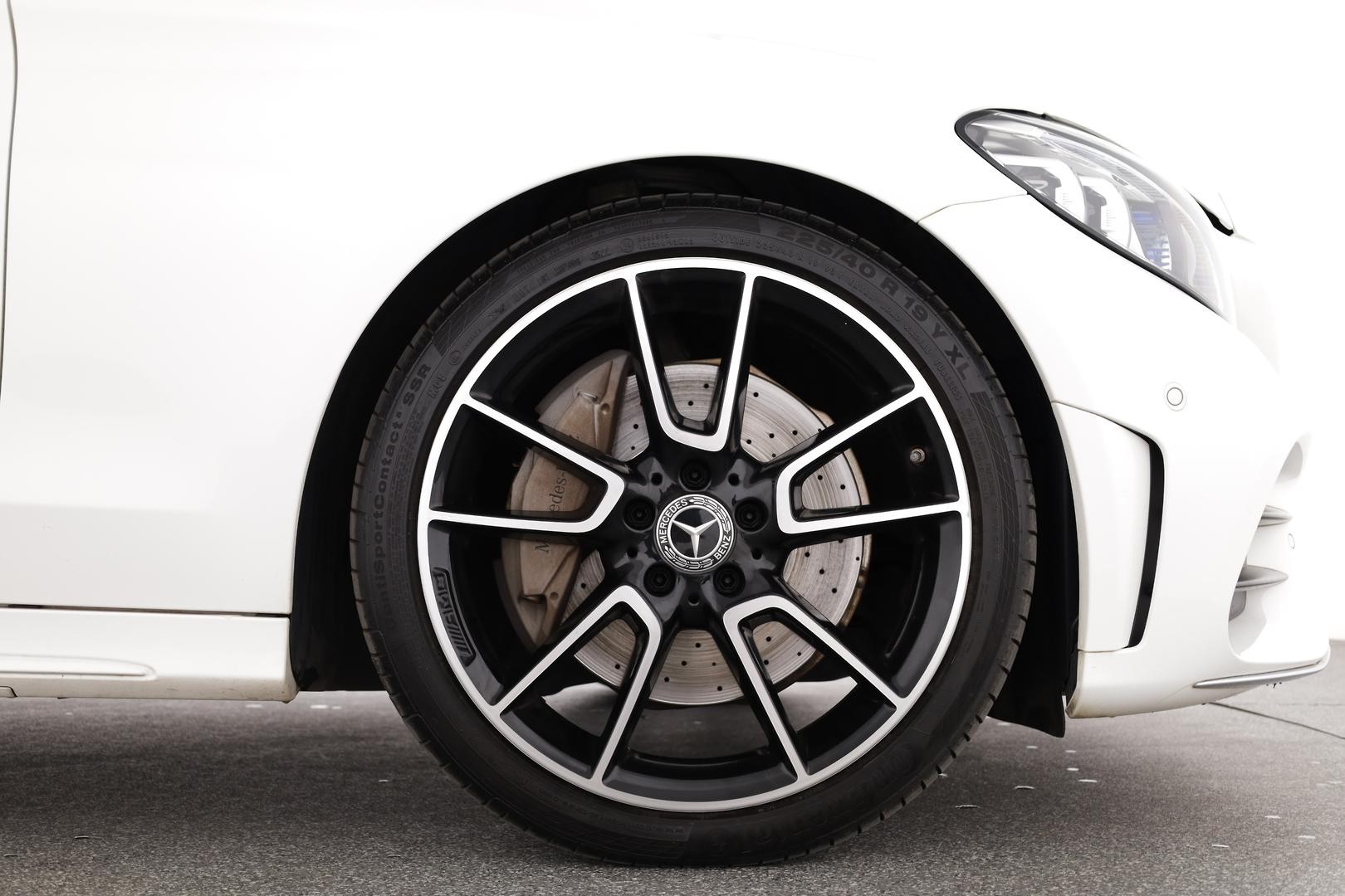 Mercedes Benz C-class image 3