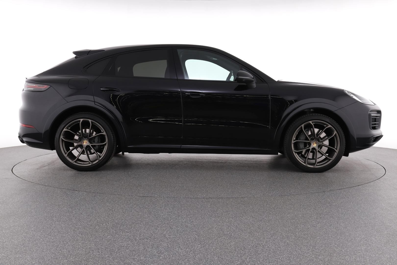 Porsche Cayenne image 3
