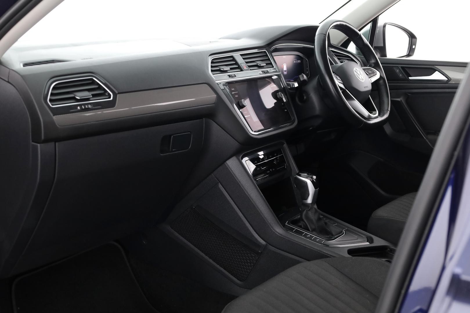 Volkswagen Tiguan image 4