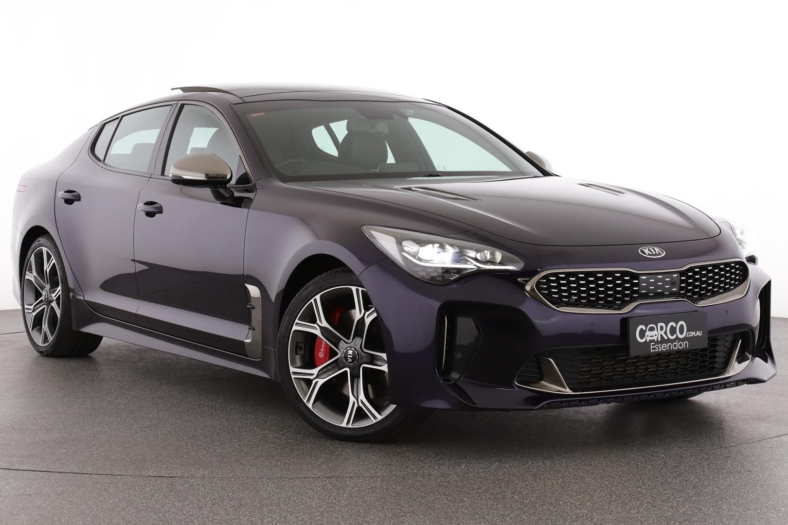 Kia Stinger image 1