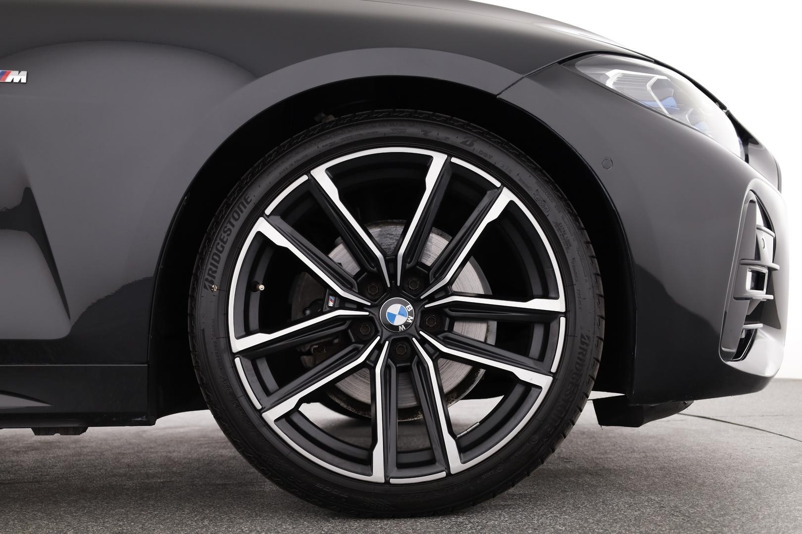 BMW 4 Series image 3