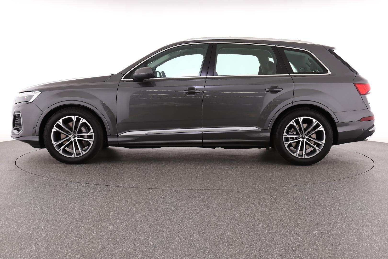 Audi Q7 image 3