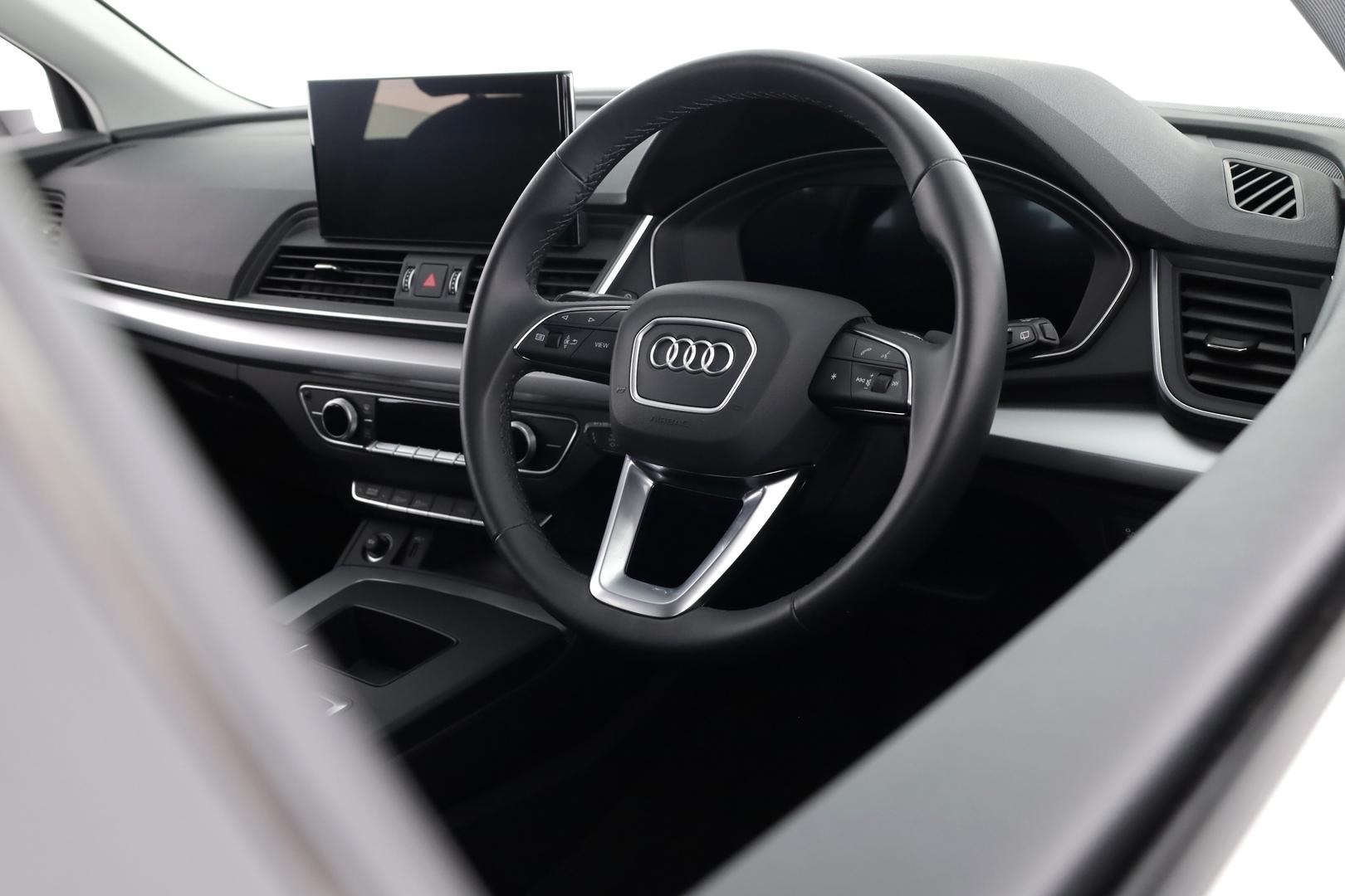 Audi Q5 image 4
