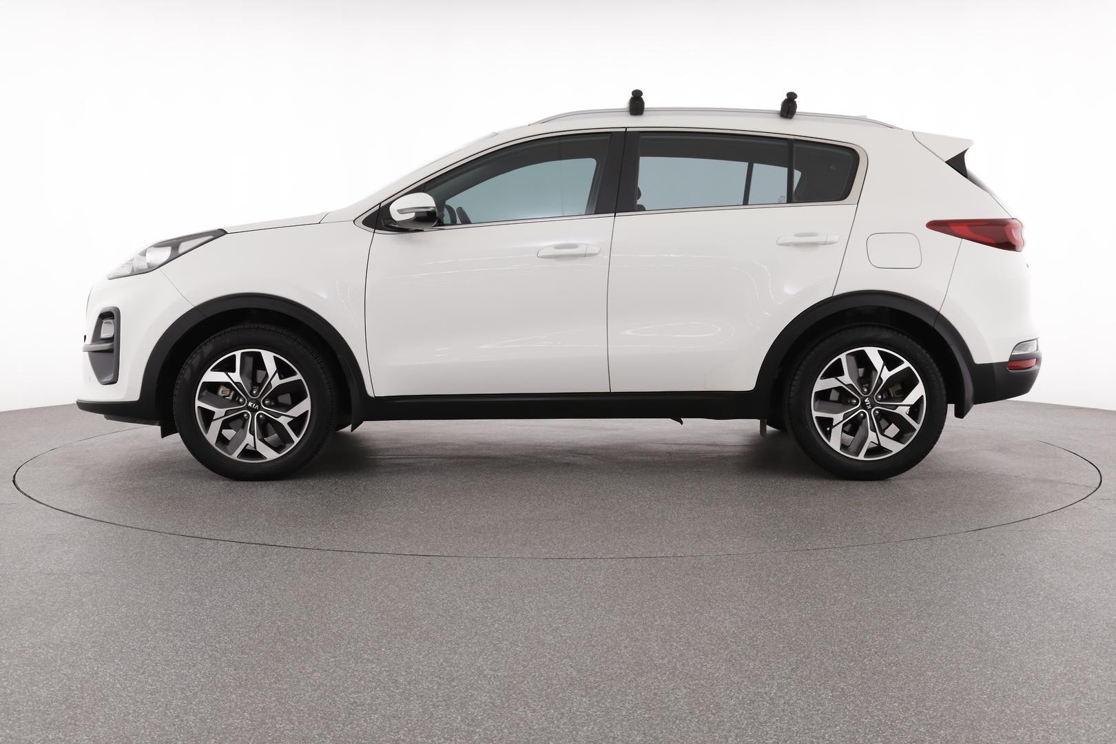 Kia Sportage image 2