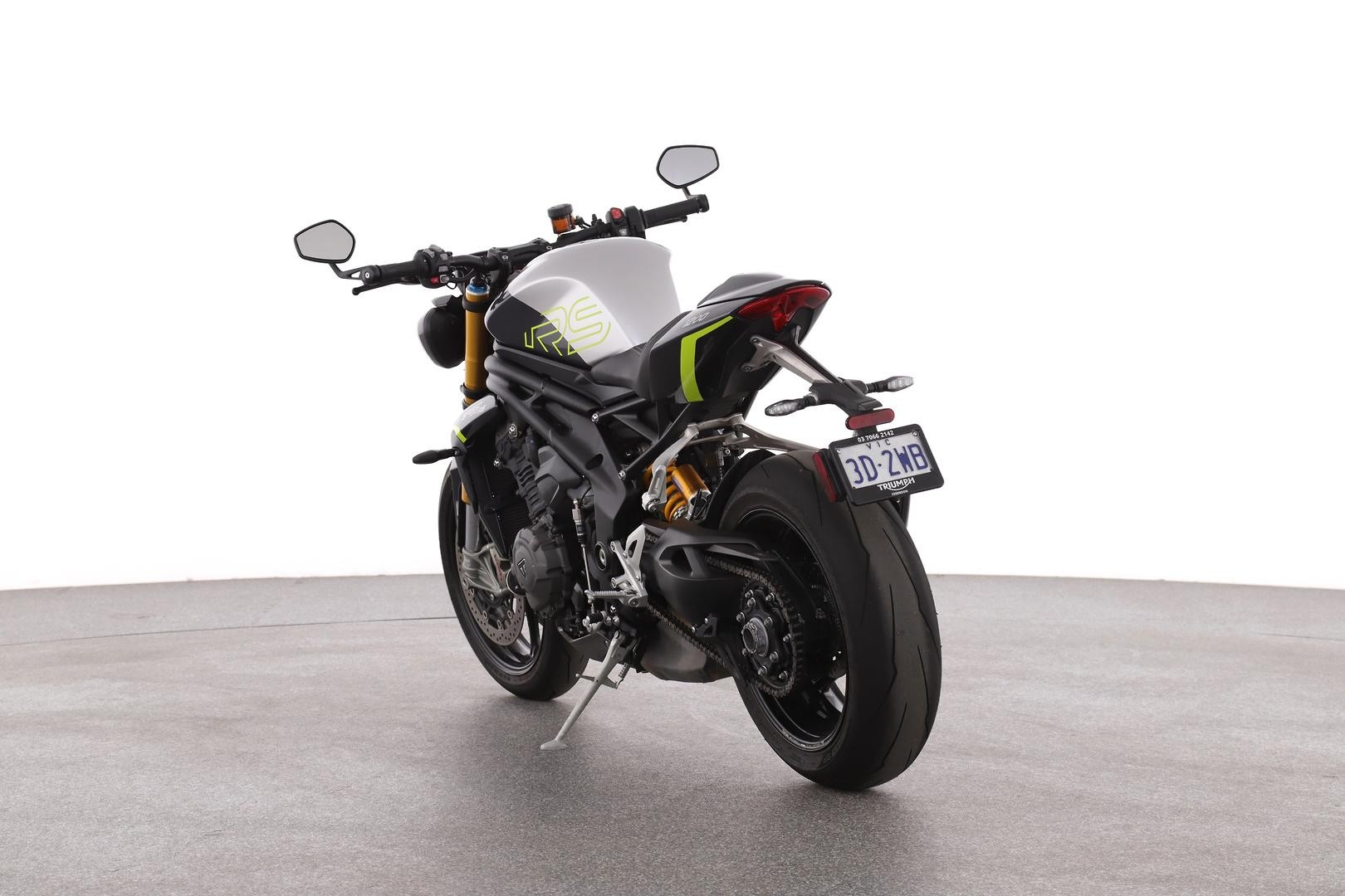 Triumph Speed Triple Rs 1200 image 3