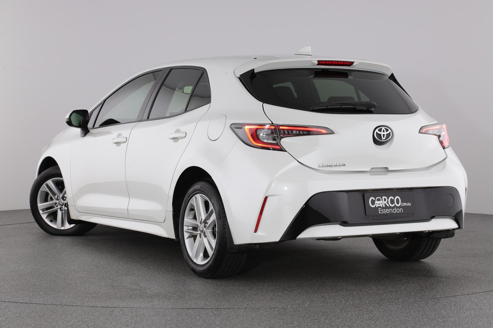 Toyota Corolla image 2