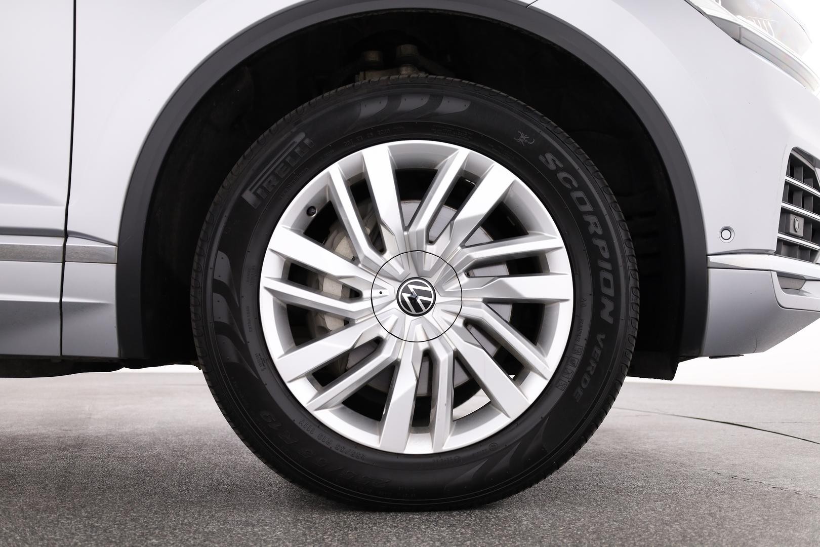 Volkswagen Touareg image 3