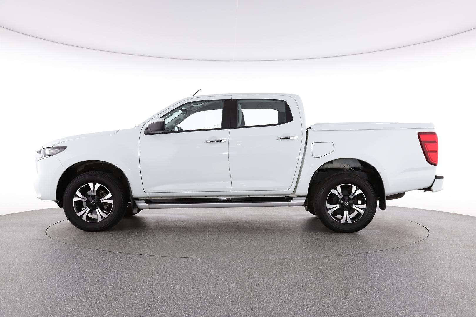 Mazda Bt-50 image 4