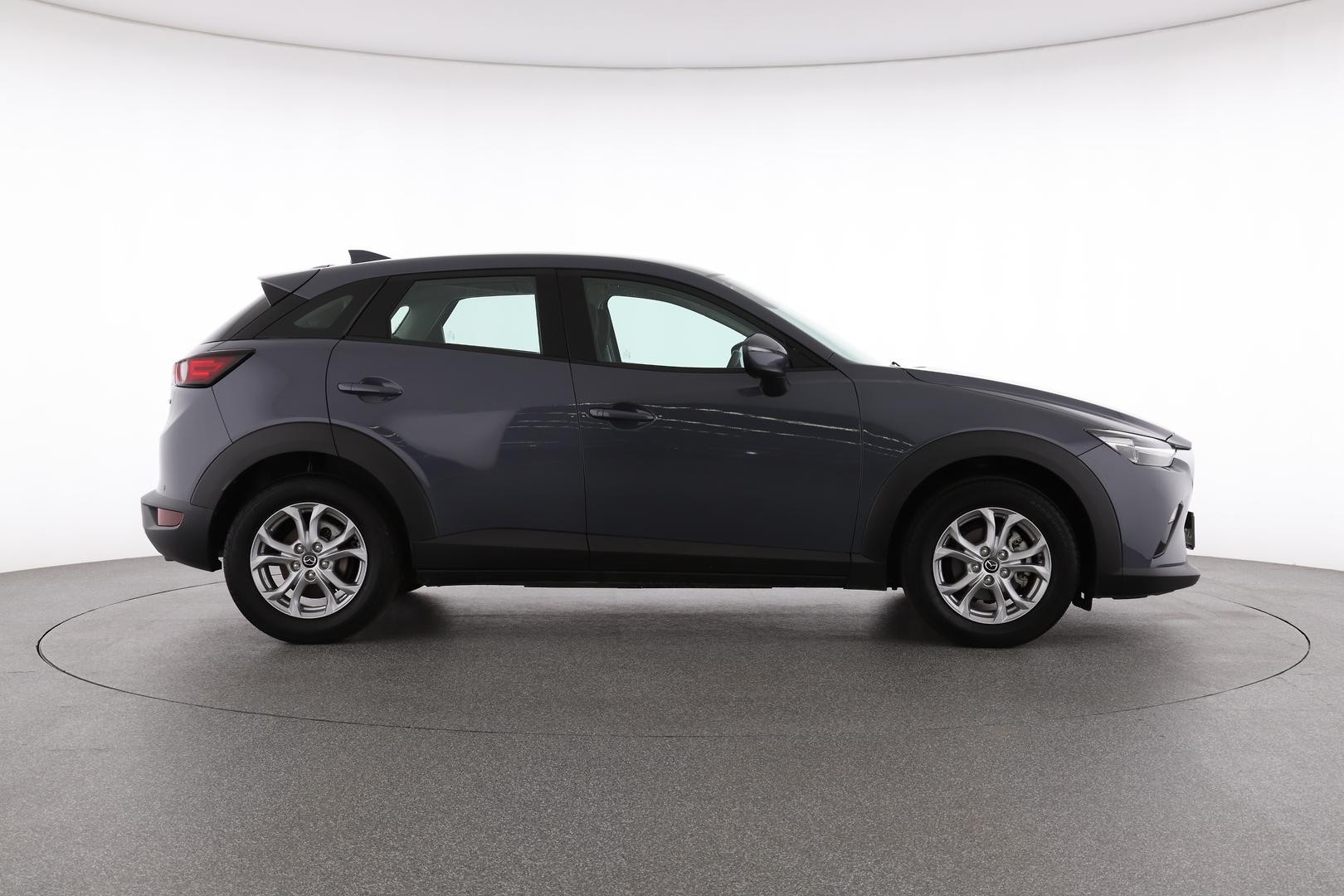 Mazda Cx-3 image 2