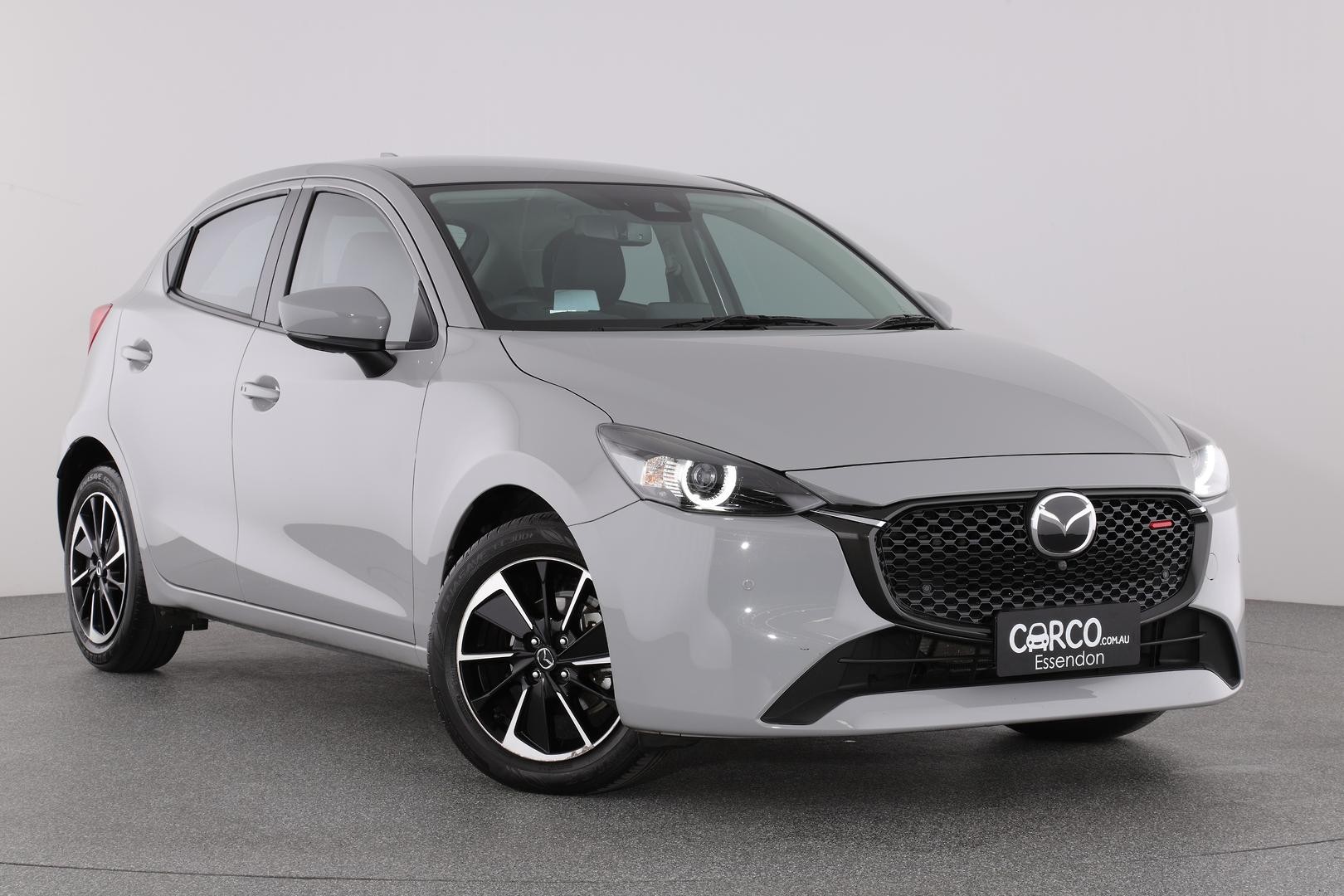 Mazda 2 image 1