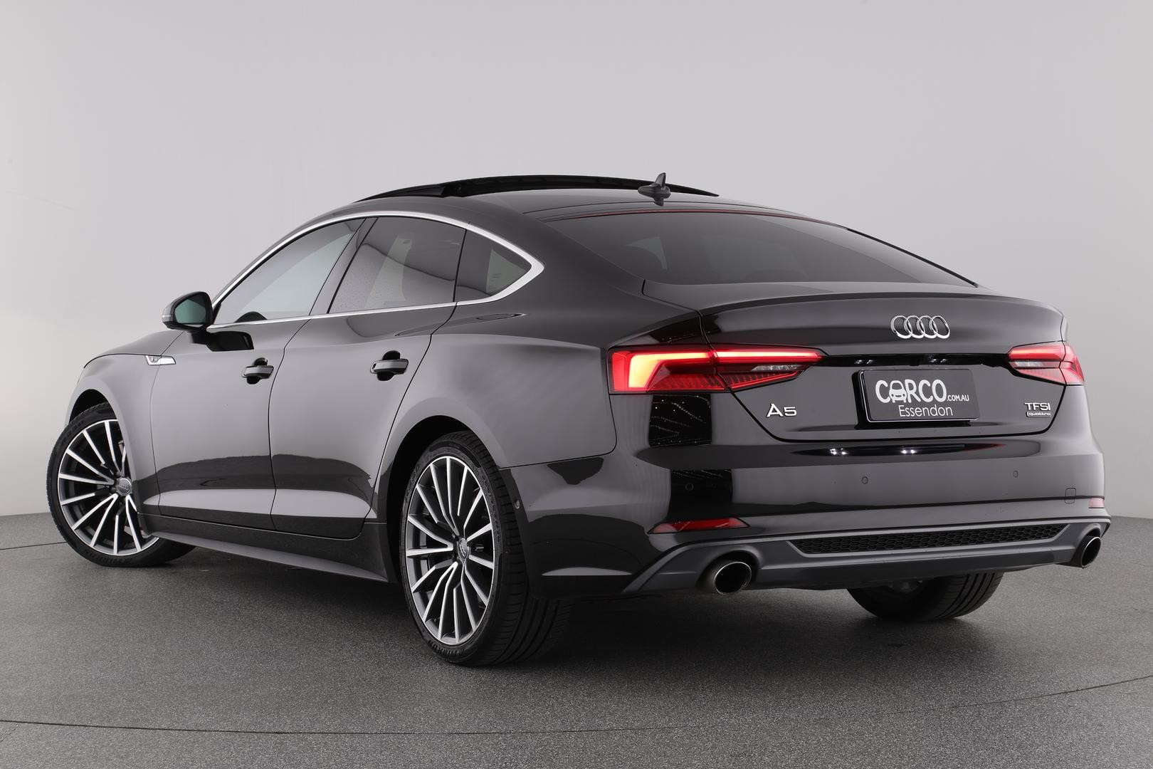 Audi A5 image 2