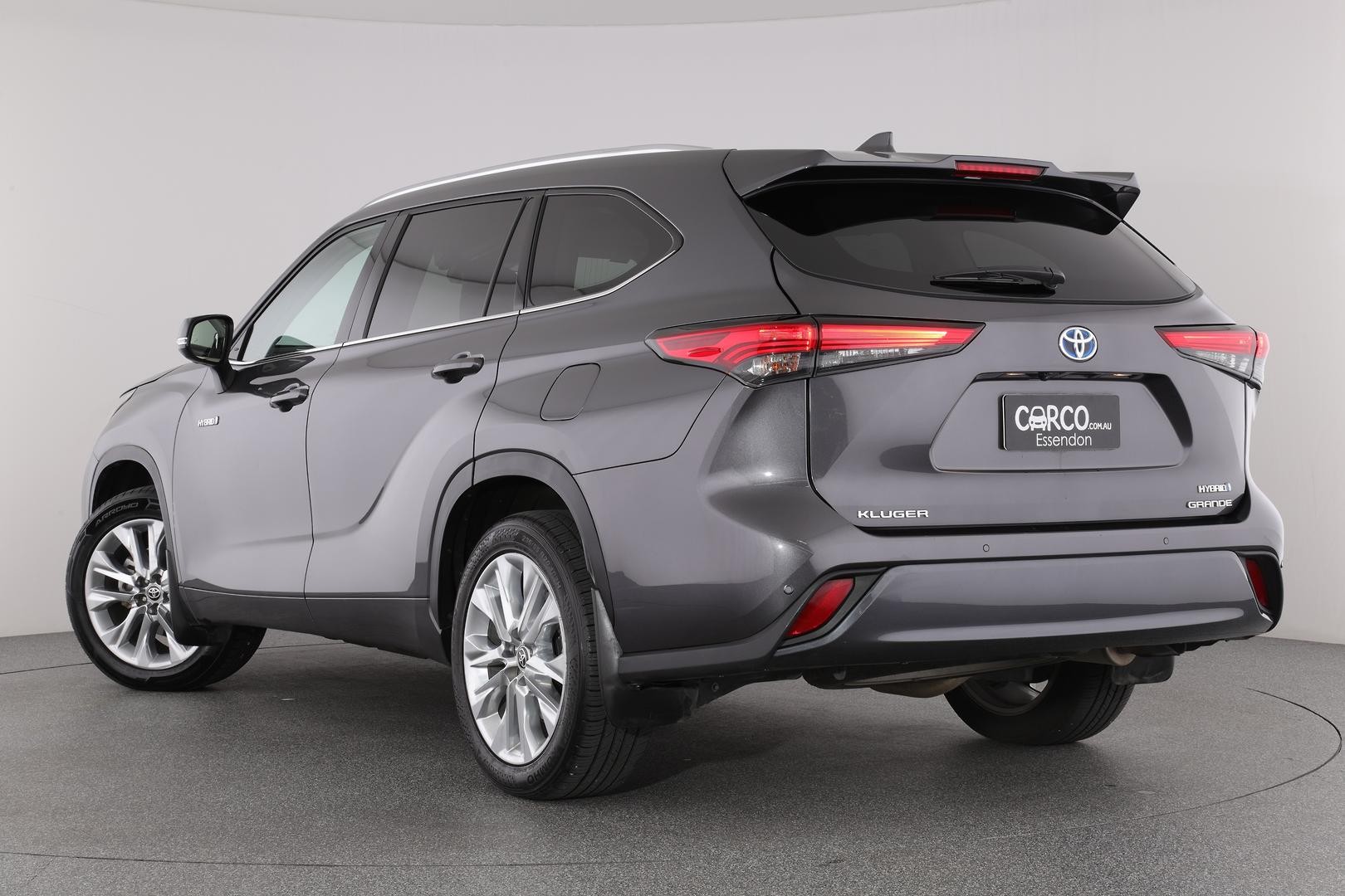 Toyota Kluger image 2