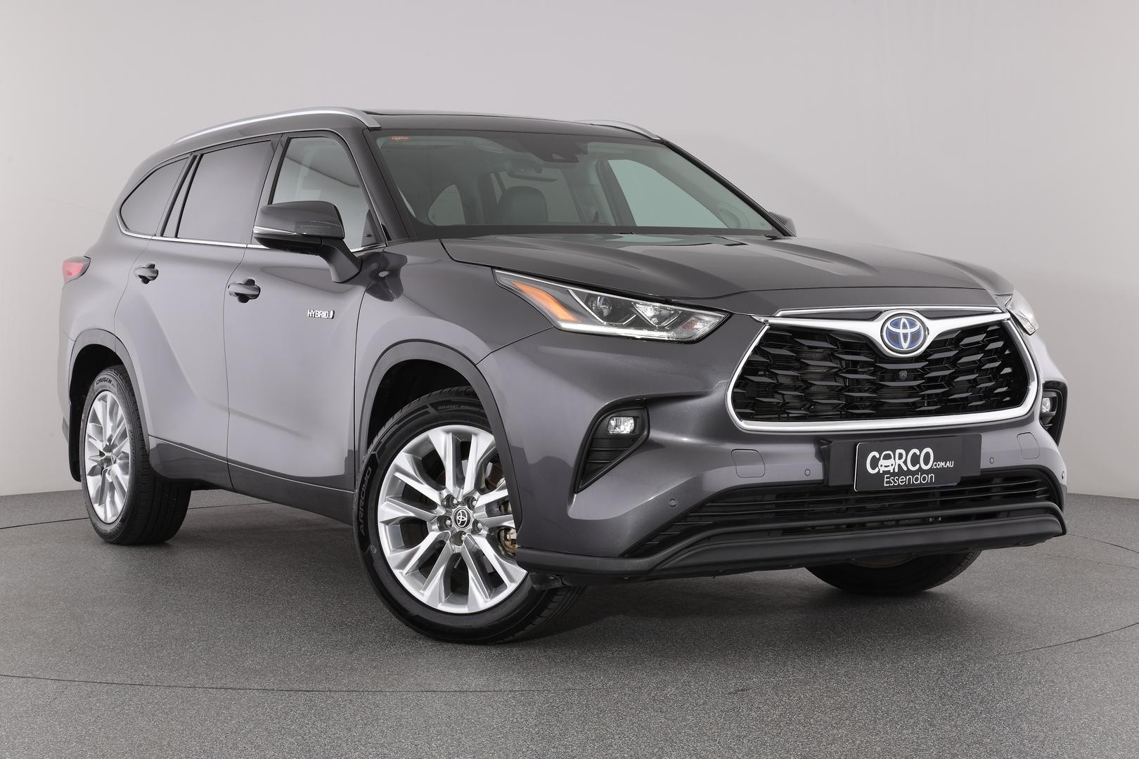 Toyota Kluger image 1