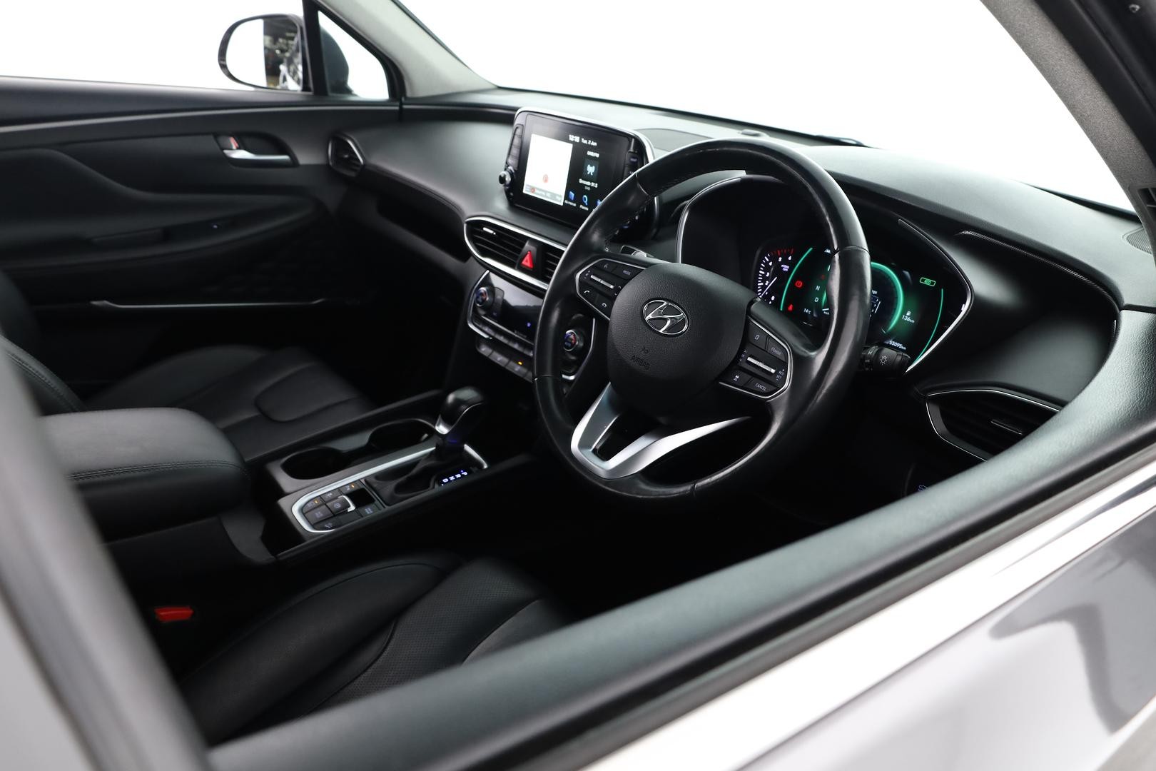 Hyundai Santa Fe image 4