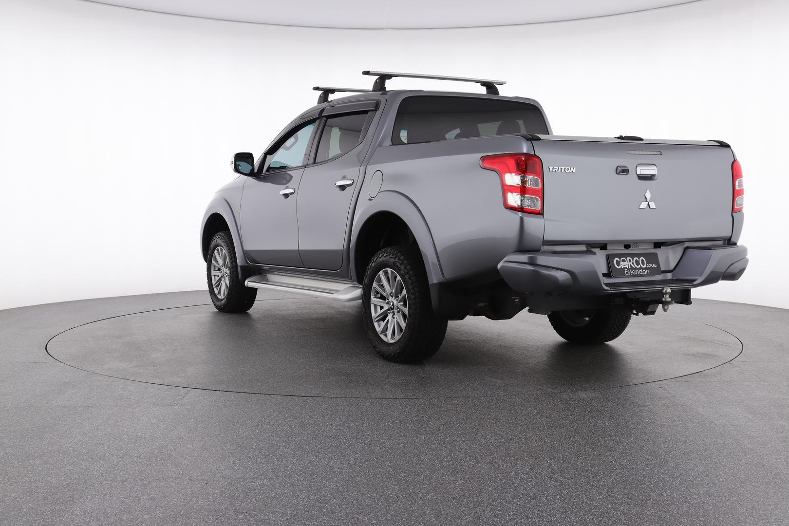 Mitsubishi Triton image 3