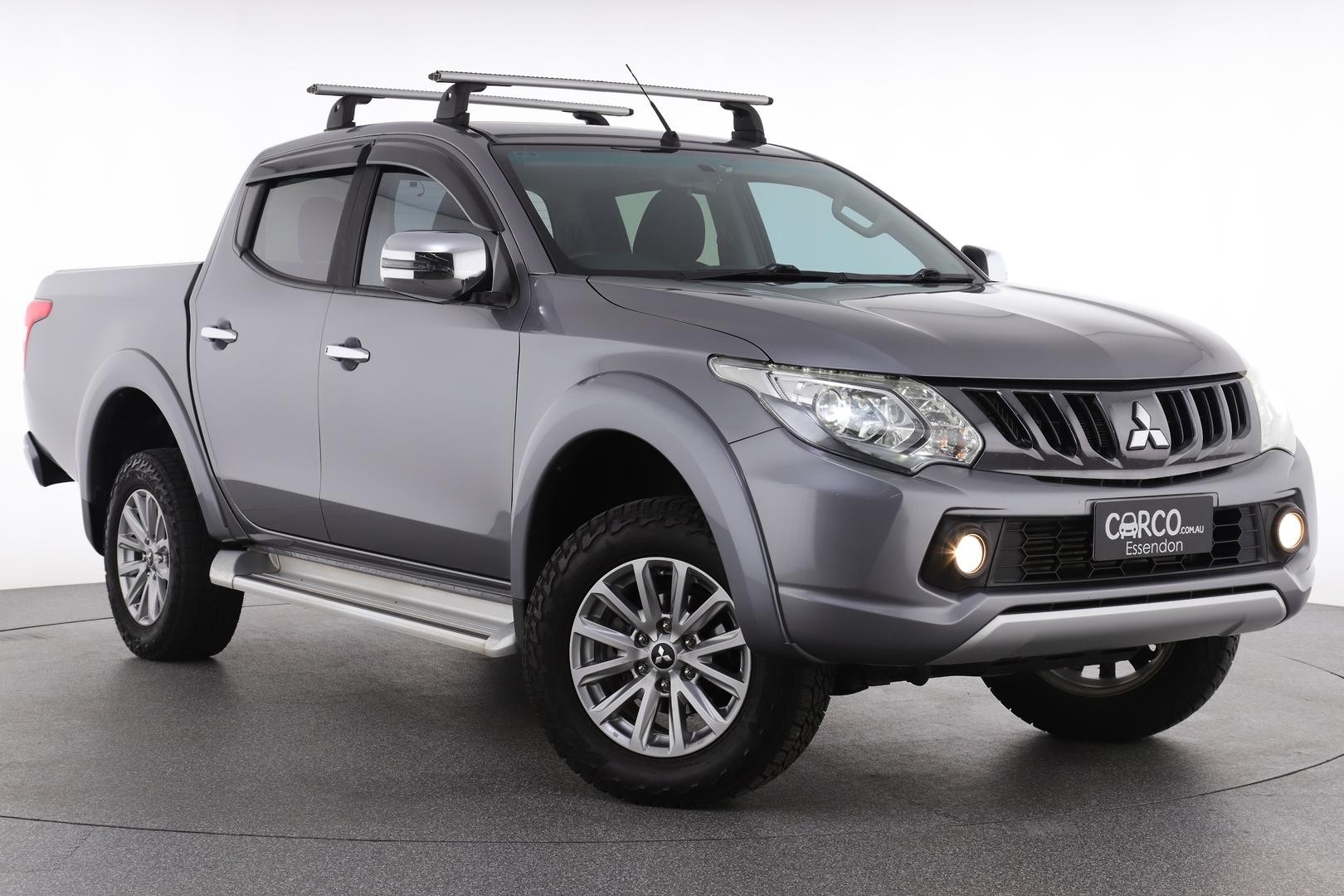 Mitsubishi Triton image 1