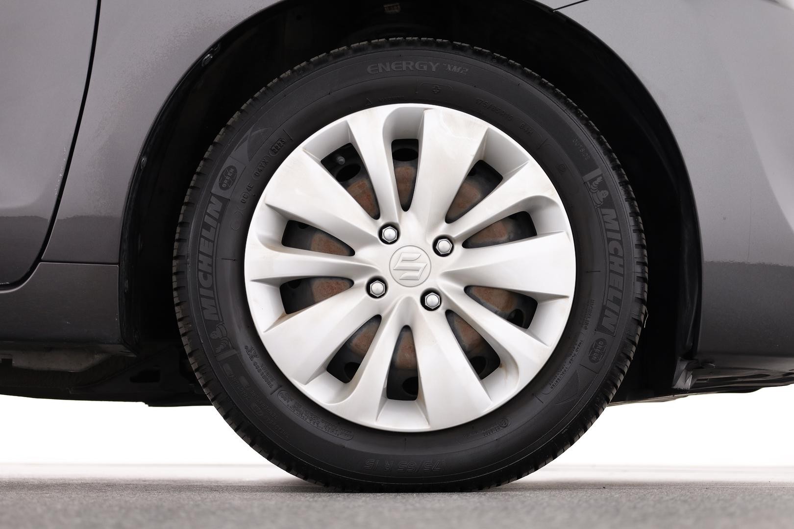 Suzuki Baleno image 3