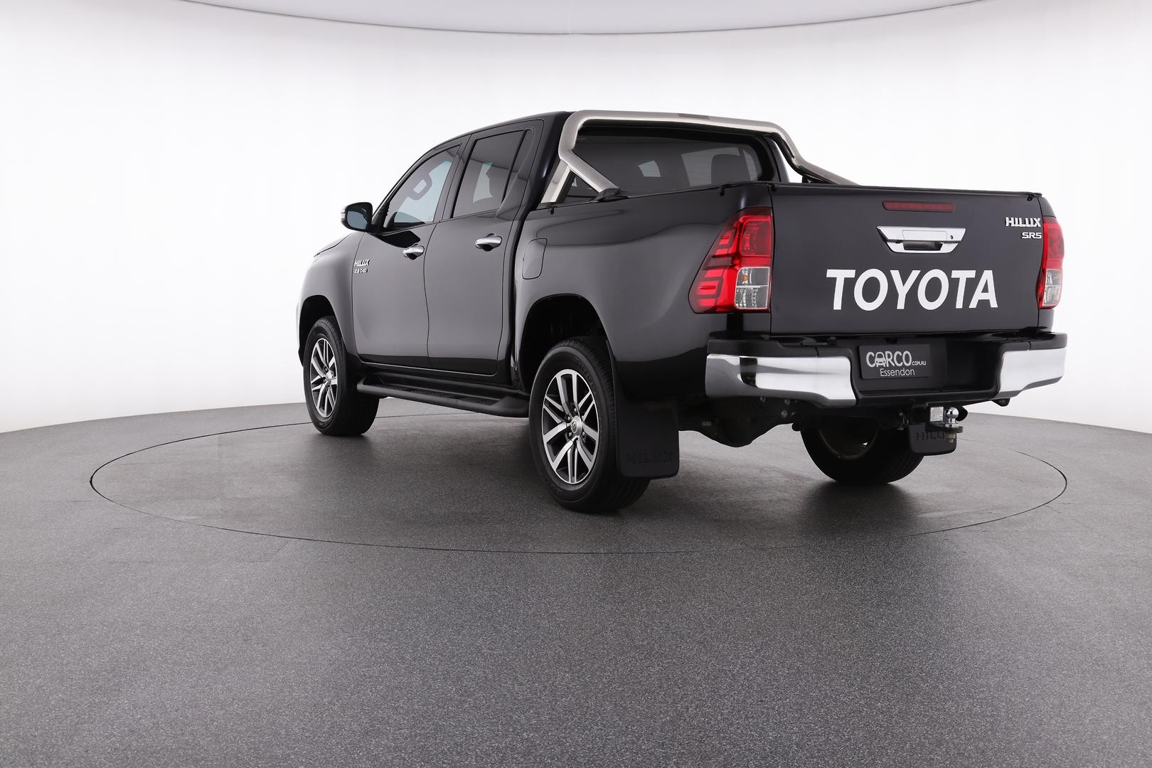 Toyota Hilux image 3